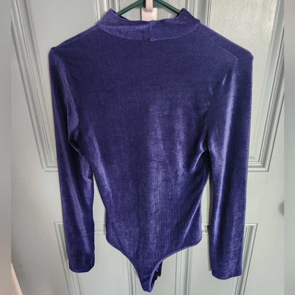 Fashion Nova Deep Blue V-Neck Bodysuit - Picture 2 of 3